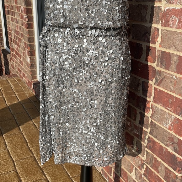 Aidan Mattox silver sequin cocktail dress - Picture 4 of 10